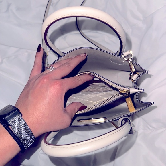 NWOT Small Michael Kors Handbag - Picture 3 of 3